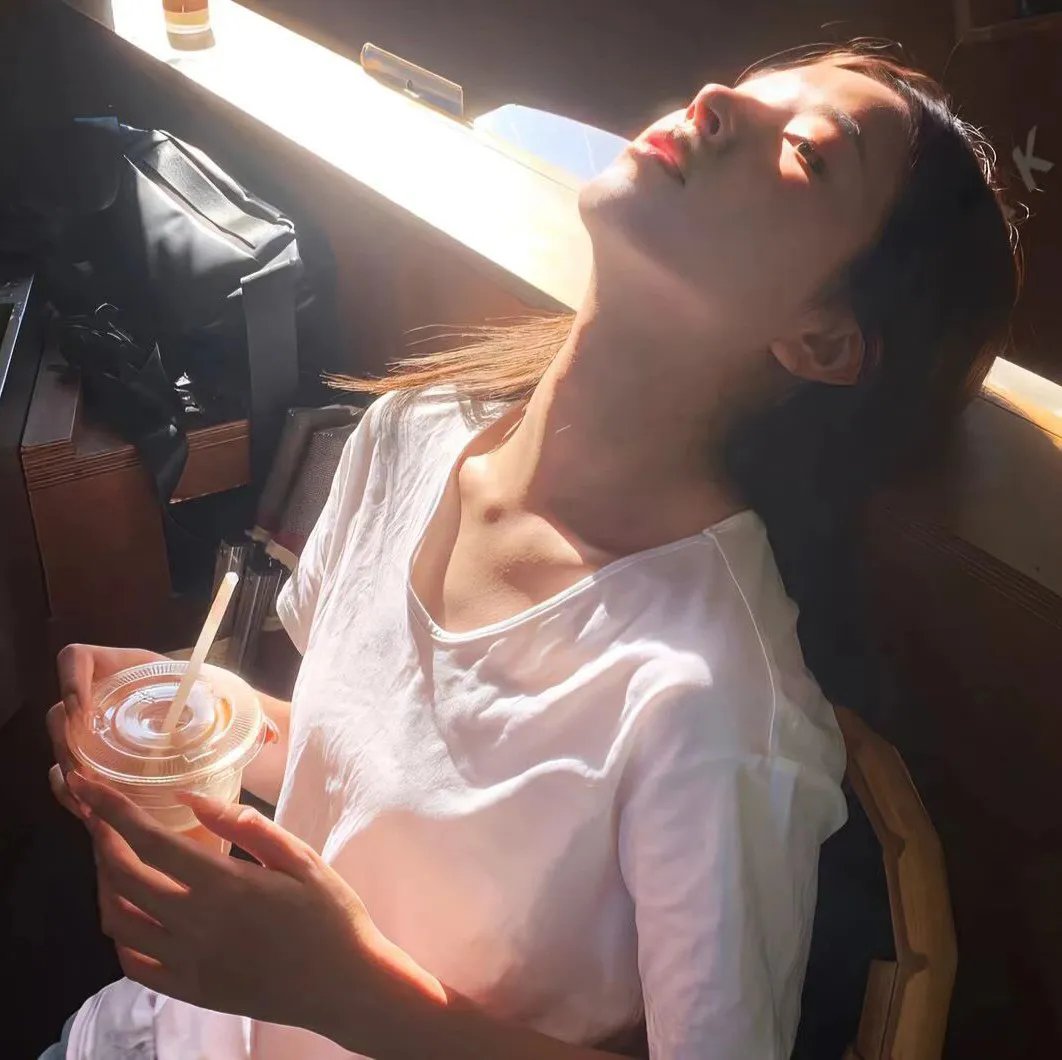 异世界居酒屋 阿信第三季~皇帝与欧利亚的公主篇~